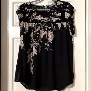 PLUS Women’s 2X Dress Blouse